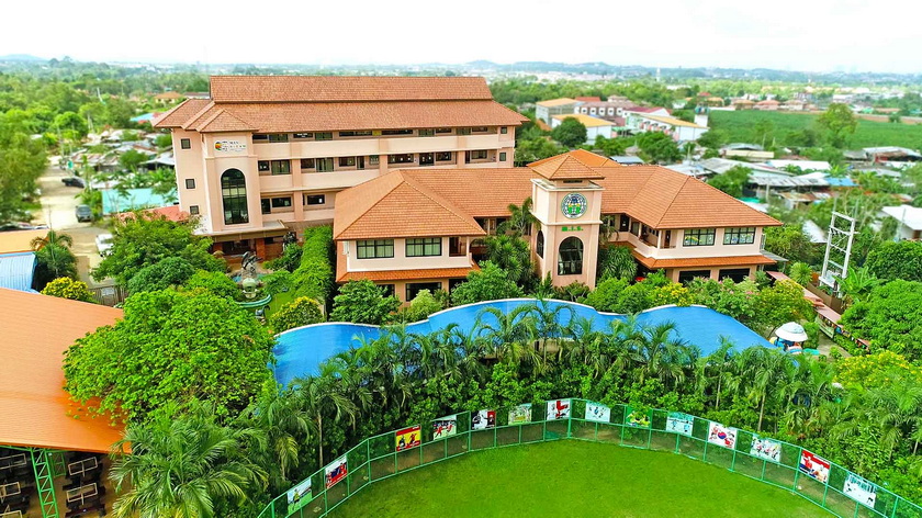 Mooltripakdee International School (MIS)